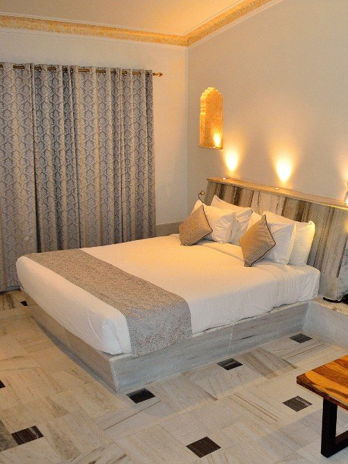 Best-luxury-resort-in-Mandawa